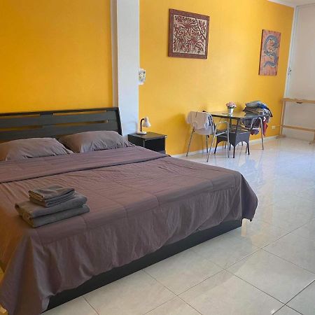 Da Puccio Rawai Guesthouse Extérieur photo