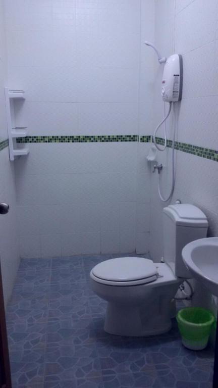 Da Puccio Rawai Guesthouse Extérieur photo