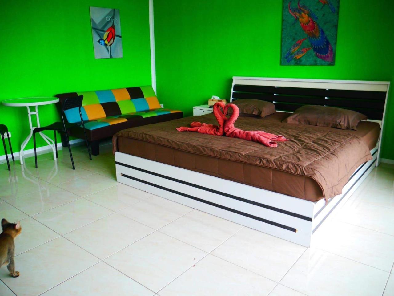 Da Puccio Rawai Guesthouse Extérieur photo